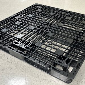 43 x 43 Stackable Pallet