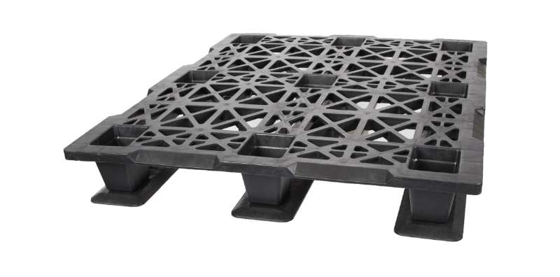 48 x 40 Lightweight Nestable Pallet with Runners