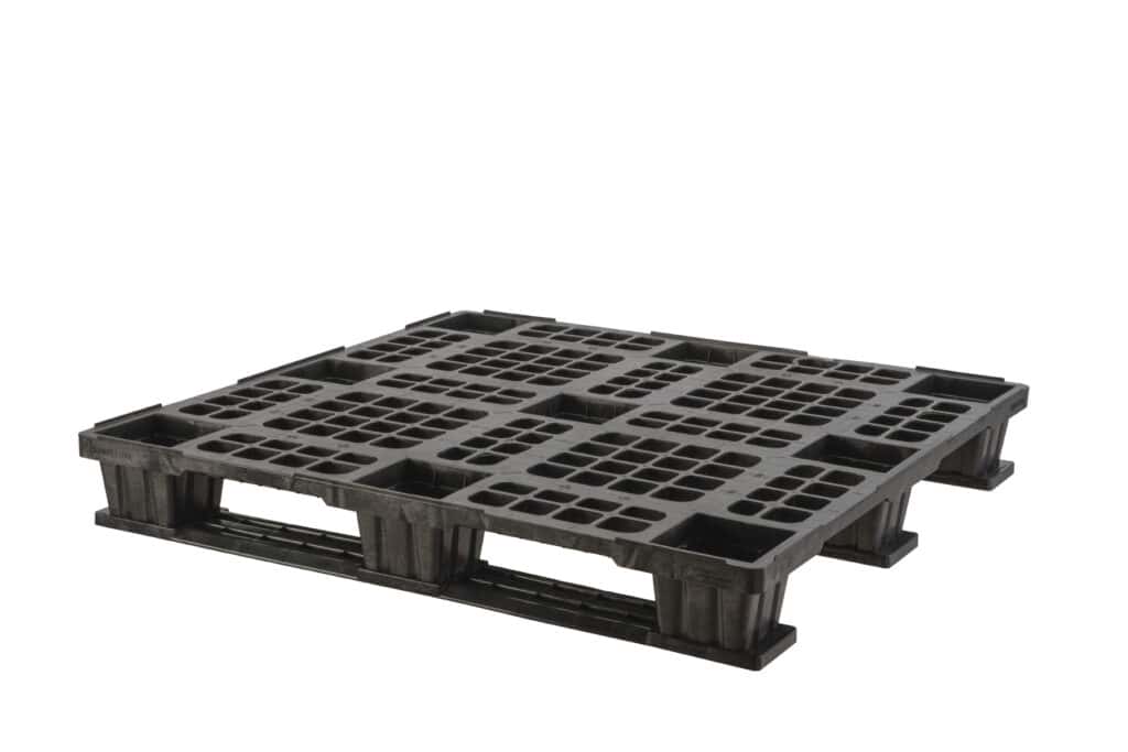 43 x 43 Nestable Pallet with 3 Runners - Image 2