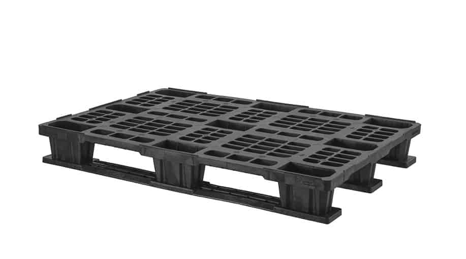 47 x 32 Nestable Pallet with 3 Runners