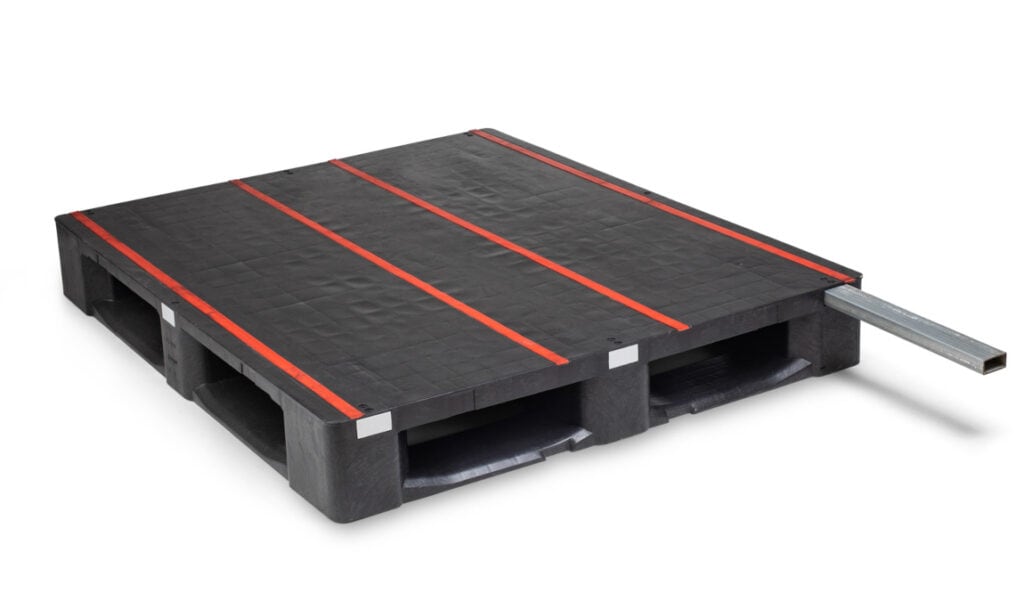 48 x 40 5 Runner CD Rackable Pallet - Image 2