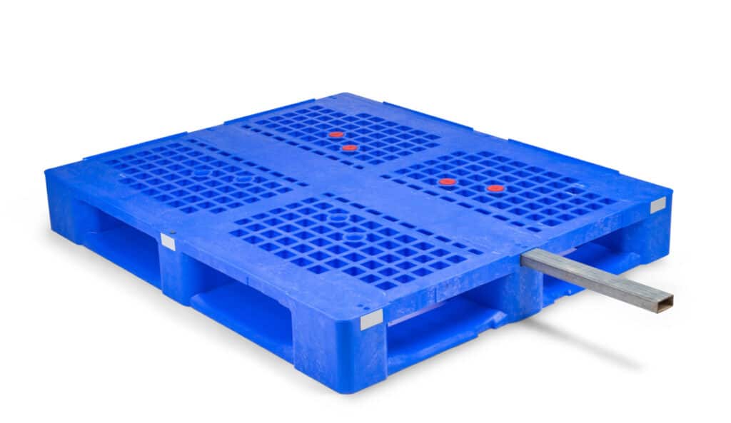 48 x 40 5 Runner Open Deck Rackable Pallet - Image 2