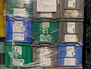 24 x 15 x 14 Used Handheld Totes