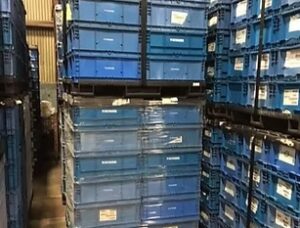 24 x 15 x 9 Used Handheld Totes