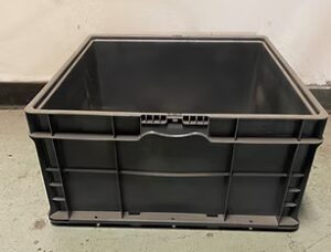 24 x 22 x 11 Used Handheld Totes