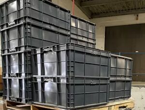 32 x 15 x 7 Used Handheld Totes