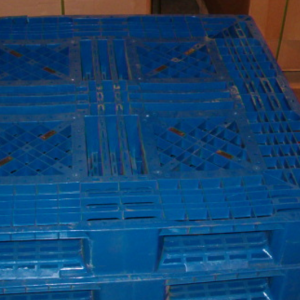 Used 43 x 43 Stackable Plastic Pallets