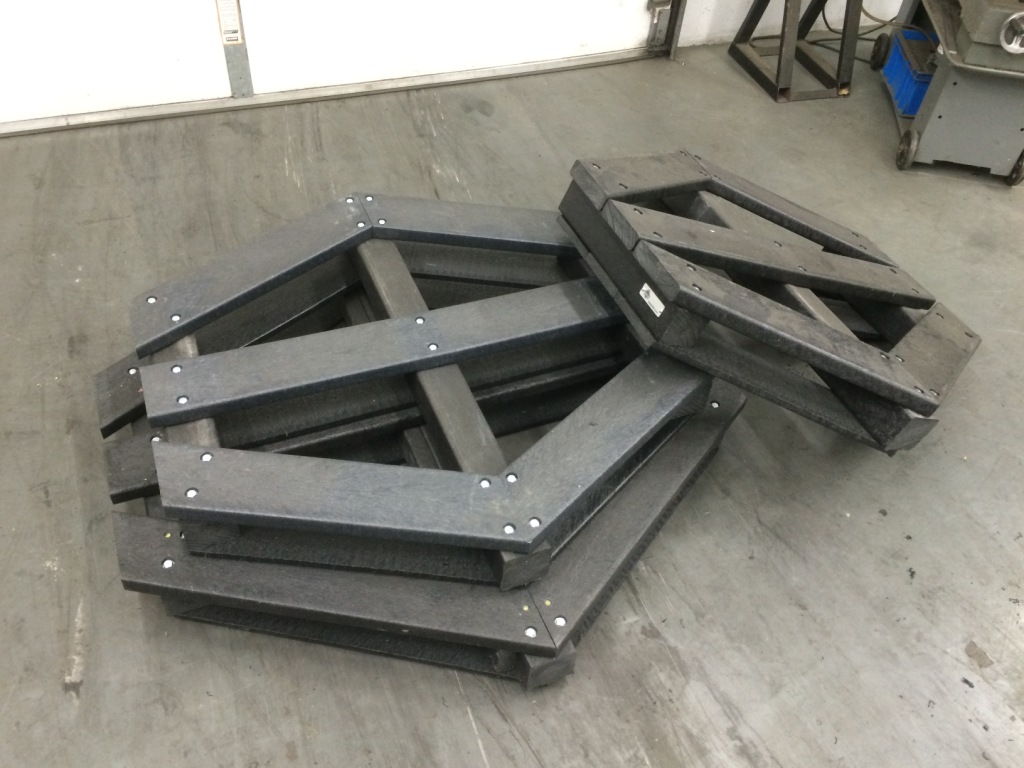 Custom Built Plastic Pallets - Image 2